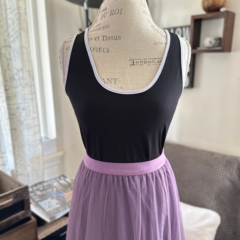 Anatomie Black Top with White Trim